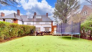 Photo 10- click for photo gallery